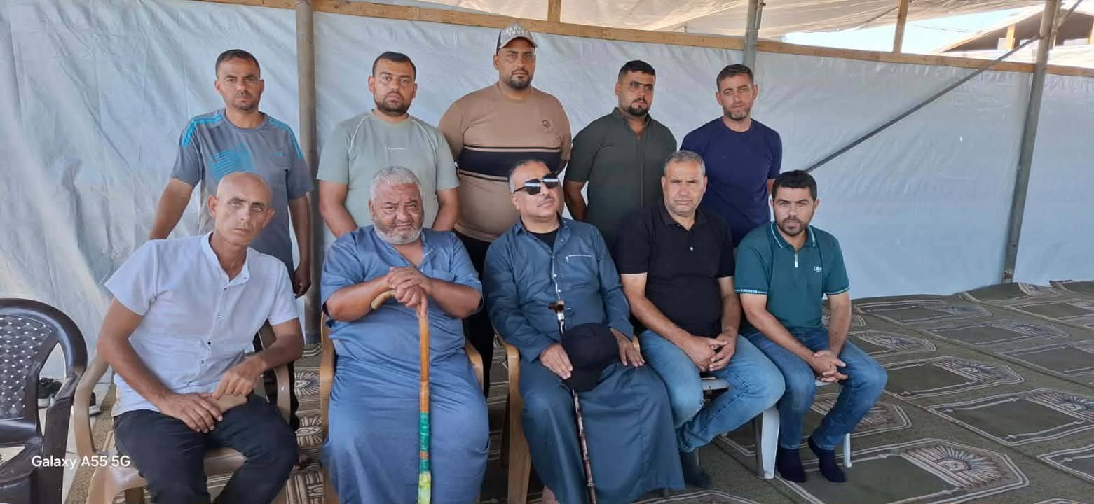 بسم الله الرحمن الرحيم

إلى أبناء عائلة بربخ الكرام

يسرّنا أن نعلن عن تشكيل التجمع الشباب لعائلة بربخ وهو إطار شبابي يض...
